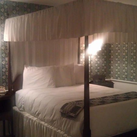 Old Sturbridge Inn & Reeder Family Lodges Extérieur photo
