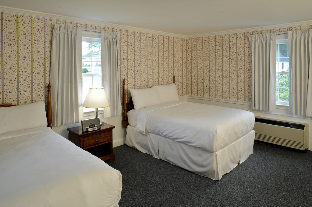 Old Sturbridge Inn & Reeder Family Lodges Extérieur photo